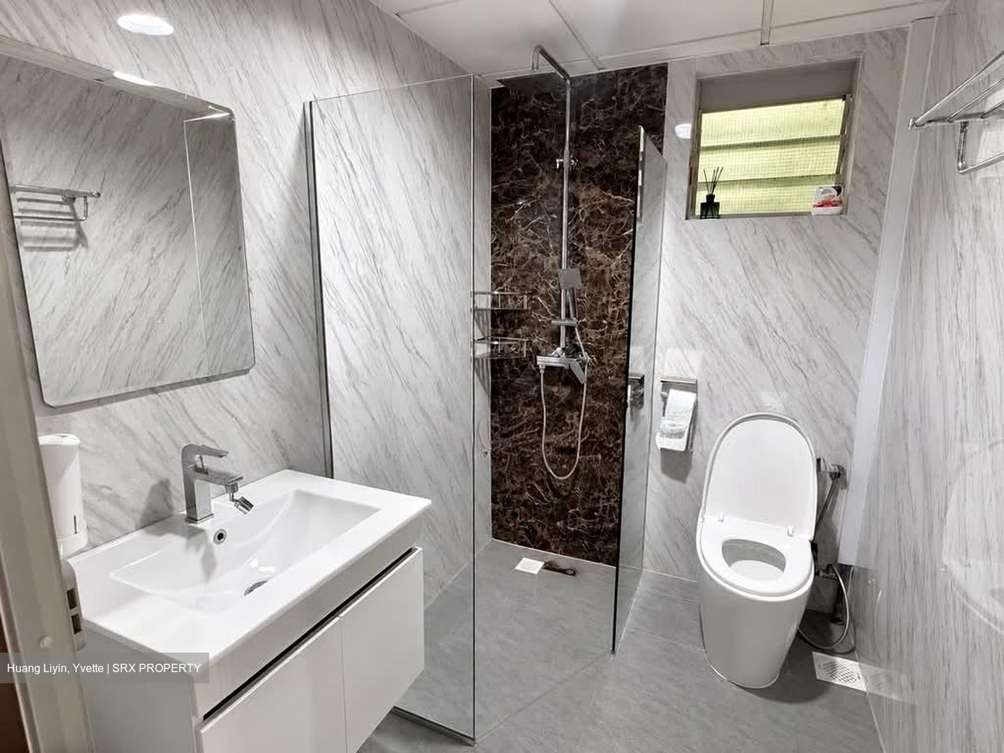 Blk 303A Coralinus (Punggol), HDB 4 Rooms #570457671